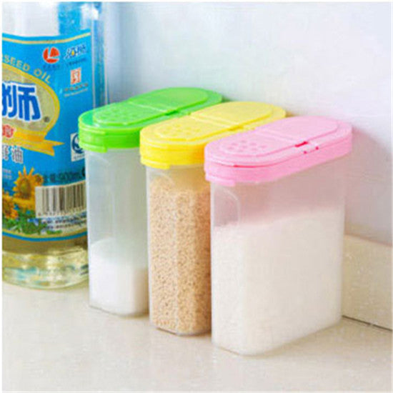  XINGWANG 2 Pieces of Kitchen Transparent Seasoning Box, Spice  Jar, Plastic Storage Container, with Lid and Spoon: Home & Kitchen
